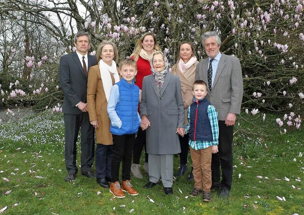 Pictured at the official renaming ceremony of the Magnolia Walk to the Herman Dool Walk at Mount Congreve Gardens is wife of the late Herman Dool, Mrs Ina Dool with her sons Elmer and Ron and daughter Jantine Dool-Bible and her grandchildren Melanie and Amie and great grandchildren, Noah, Caleb Dool and the team at Mount Congreve Gardens. – Photo Noel Browne.